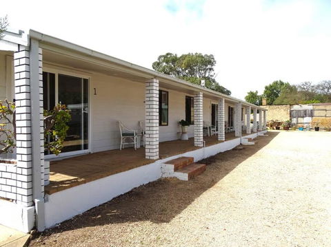 Passat Holiday Units - Unit 3 - Port Augusta Accommodation 1