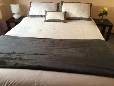 Penguin Seaside Homestay - Port Augusta Accommodation 2
