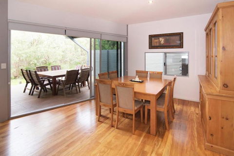 PEPPY TREE HOUSE - Port Augusta Accommodation 2