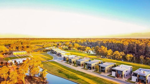 Perricoota Waters - Echuca Holiday Homes - Port Augusta Accommodation 2