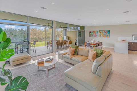 Perricoota Waters - Echuca Holiday Homes - Port Augusta Accommodation 3