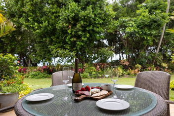 Port Douglas Mirage Villa#423 with Port Augusta Accommodation