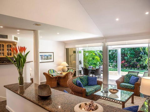 Port Douglas Mirage Villa#431- Absolute Beachfront - Port Augusta Accommodation 0