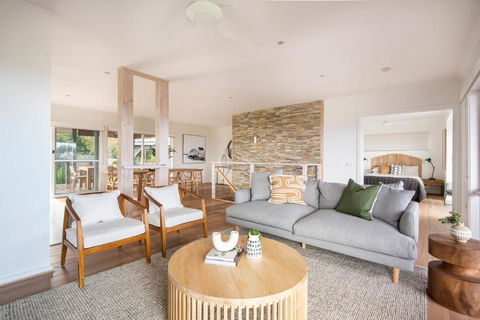 Perfect Peninsula Base With Heated Pool And Spa - Port Augusta Accommodation 1