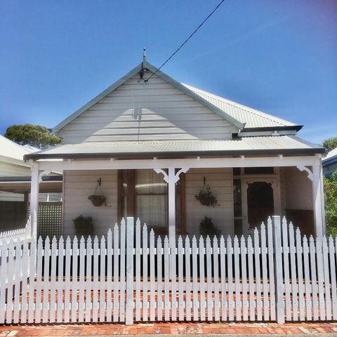 Railway Cottage - Port Augusta Accommodation 3