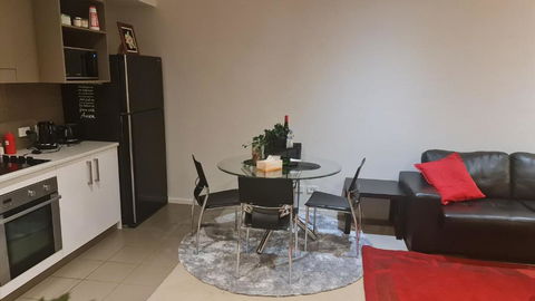 Qure Restaurant And Apartments Canberra Bruce - Port Augusta Accommodation 3