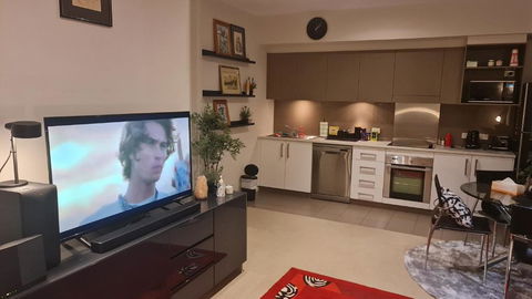 Qure Restaurant And Apartments Canberra Bruce - Port Augusta Accommodation 1