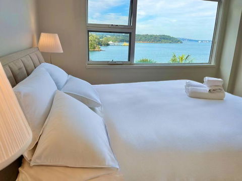 RAG05 - Mosman Exclusive Waterfront Luxury Living - Port Augusta Accommodation 1