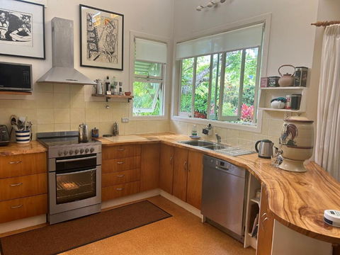 Pottsville Beach House - Port Augusta Accommodation 1