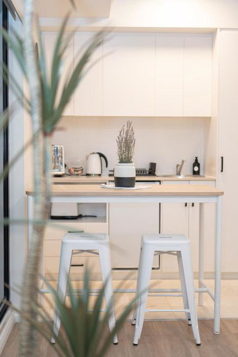 PRIME SPOT: Modern Studio+Balcony Darling Harbour - Port Augusta Accommodation 1