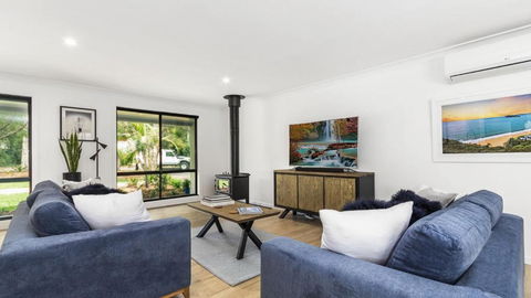 Private Luxury With Beach Views - Port Augusta Accommodation 3