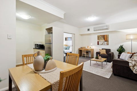 Prized Perth Retreat 1BDR - Port Augusta Accommodation 3