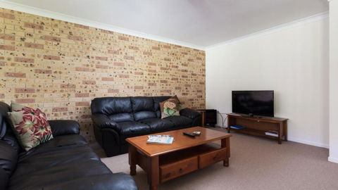 Quiet And Private Duplex - Port Augusta Accommodation 3