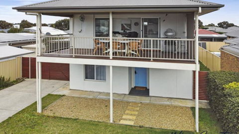 R & R Aldinga Beach By Wine Coast Holidays - Port Augusta Accommodation 1