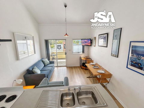 Razorback 3 - Port Augusta Accommodation 1