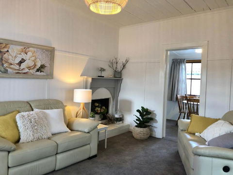 Recreation Cottage - Port Augusta Accommodation 0