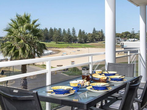 At The Beach - Kiama Surf Beach At Your Doorstep - Port Augusta Accommodation 1