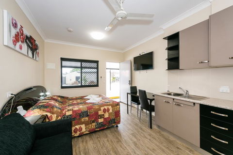 Athena Studio Units - Port Augusta Accommodation 2