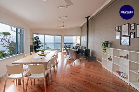 Avoca Heights House /// 4 BDR 2.5 BTH // Direct Ocean Views - Port Augusta Accommodation 2