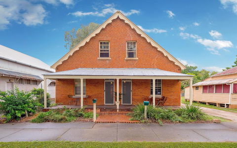 Azile 1875 Heritage Victorian Duplex - Port Augusta Accommodation 3