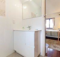 B8 Cafes Resturants UWA close to SCGH - Port Augusta Accommodation