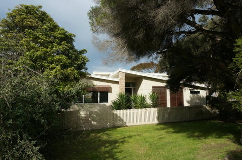 Baillieu Breeze - Port Augusta Accommodation 1