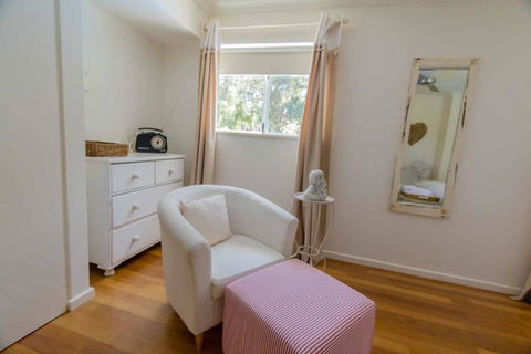 Barefoot Escape - Port Augusta Accommodation 3