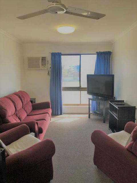 Bargara Beach Motor Inn - Port Augusta Accommodation 3