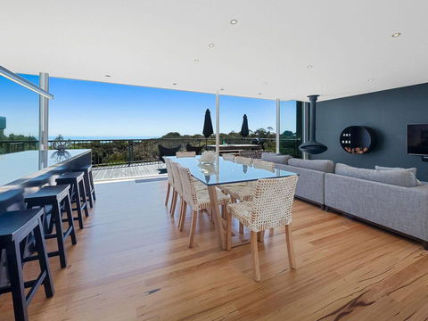 Bay Vista - Amazing Bay Views With The Beach At Your Doorstop! - Port Augusta Accommodation 1