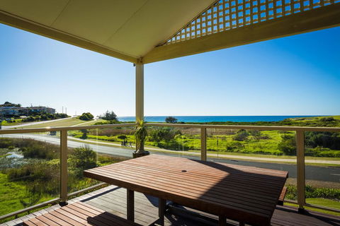 Beach Breakers Apartment - Stunning Views - Port Augusta Accommodation 1