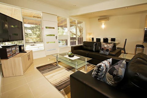 Beach House Apartments - Port Augusta Accommodation 0