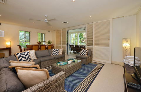 Beach Villa - 4 Plantation House - Port Augusta Accommodation 3