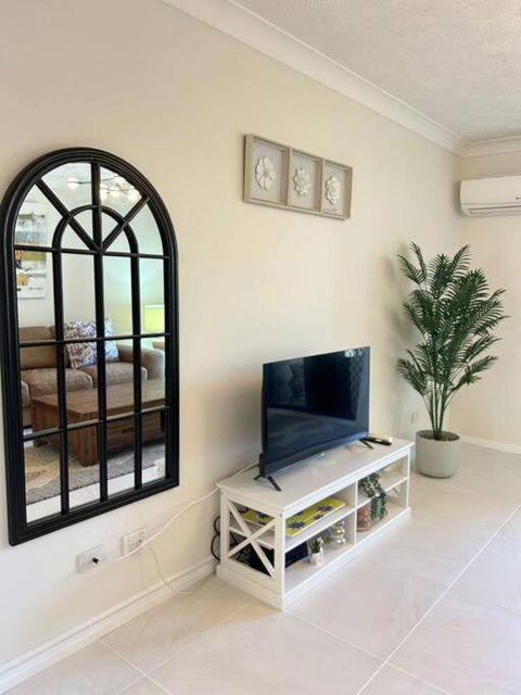 Renovated Beachside 1BR Apartment - Port Augusta Accommodation 3