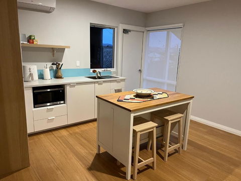 River Studio - Idyllic Location - Port Augusta Accommodation 2