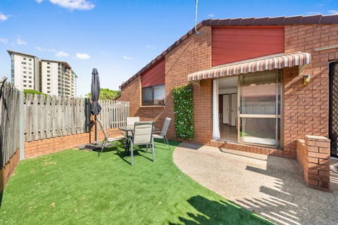 Redcliff 2 Bedroom Townhouse - Port Augusta Accommodation 2