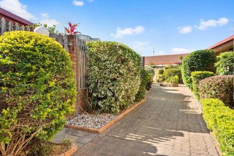 Redcliff 2 Bedroom Townhouse - Port Augusta Accommodation 3