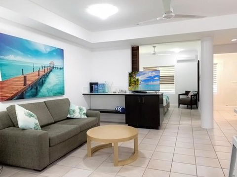 REEF RETREAT APARTMENTS PALM COVE Unit 13 - Port Augusta Accommodation 0