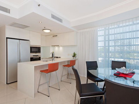 Reflections Tower 2 Unit 401 - Port Augusta Accommodation 3