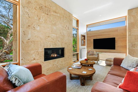 REFRESH At Lonnie - Port Augusta Accommodation 0