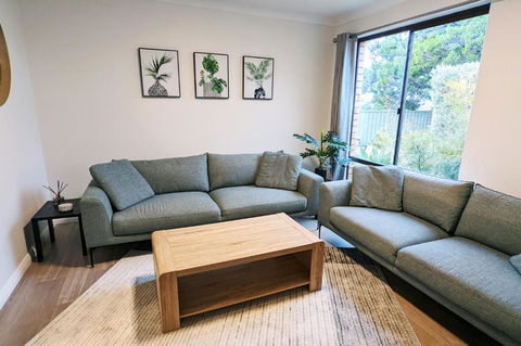 Relaxing Home Close To Nature - Port Augusta Accommodation 1