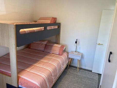 Renovated 2 Bedroom Unit Close To The Main Street - Port Augusta Accommodation 2
