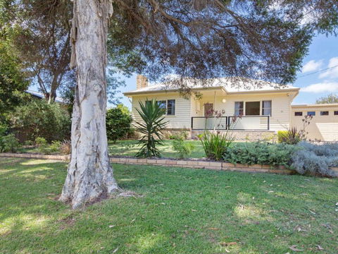 Renovated Beach Beauty Rosebud - Port Augusta Accommodation 1