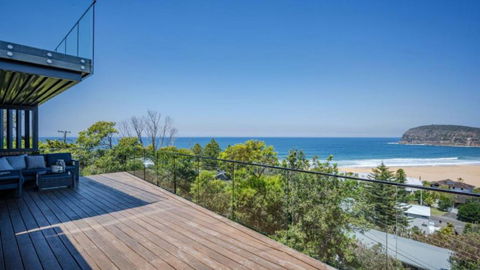 Renovated Beach House With Stunning Views And Short Walk To Beach - Port Augusta Accommodation 1