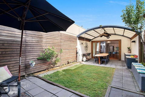 Renovated Cottage In CBD With Backyard - Port Augusta Accommodation 2