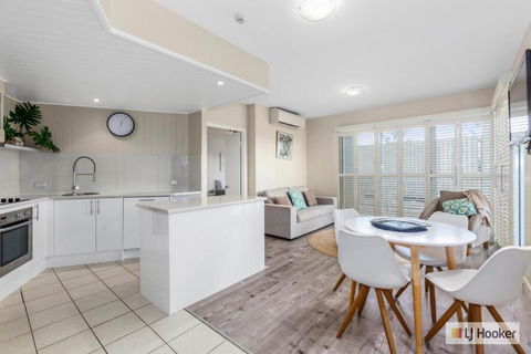 RESORT ON THE BEACH 1219/20 - Port Augusta Accommodation 2