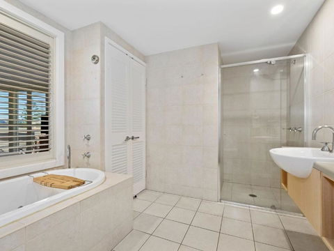 RESORT ON THE BEACH 2214/2215 - Port Augusta Accommodation 2