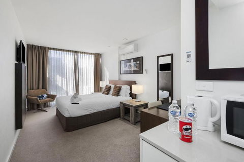 Resort Hotel Room 226 - Port Augusta Accommodation 1