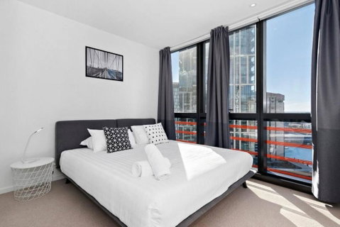Resort-style Docklands Riverview Stay With Parking - Port Augusta Accommodation 1