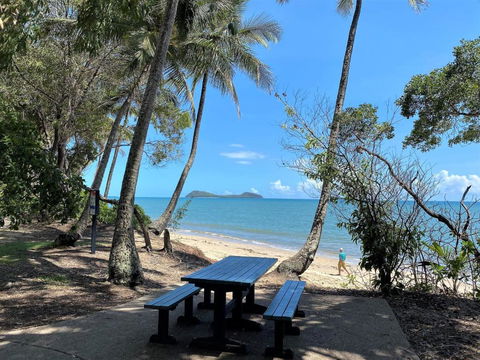 Ribbons Beachfront Apartments Clifton Beach - Port Augusta Accommodation 3