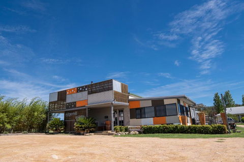 Ridgemill Estate - Port Augusta Accommodation 0
